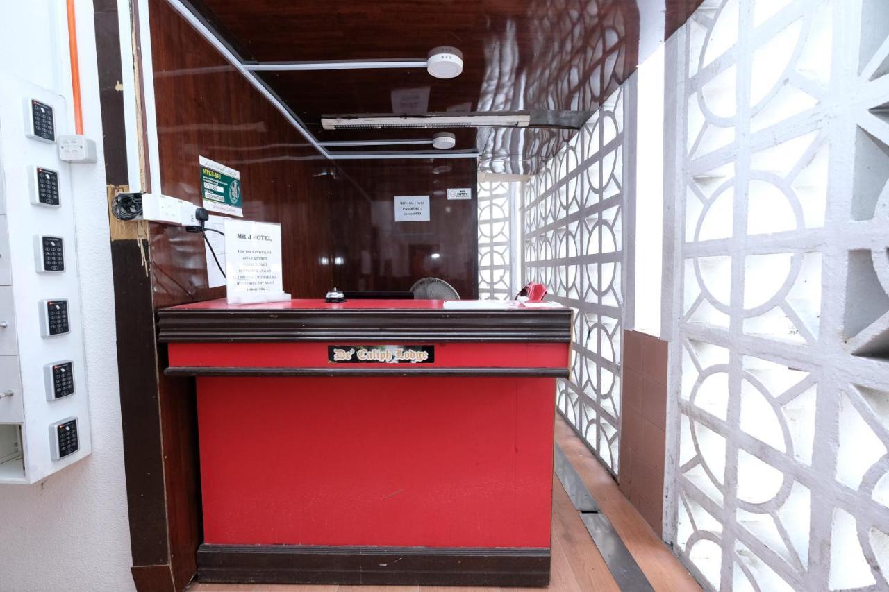 Oyo 715 Mr J Hotel Kota Bharu Exterior photo